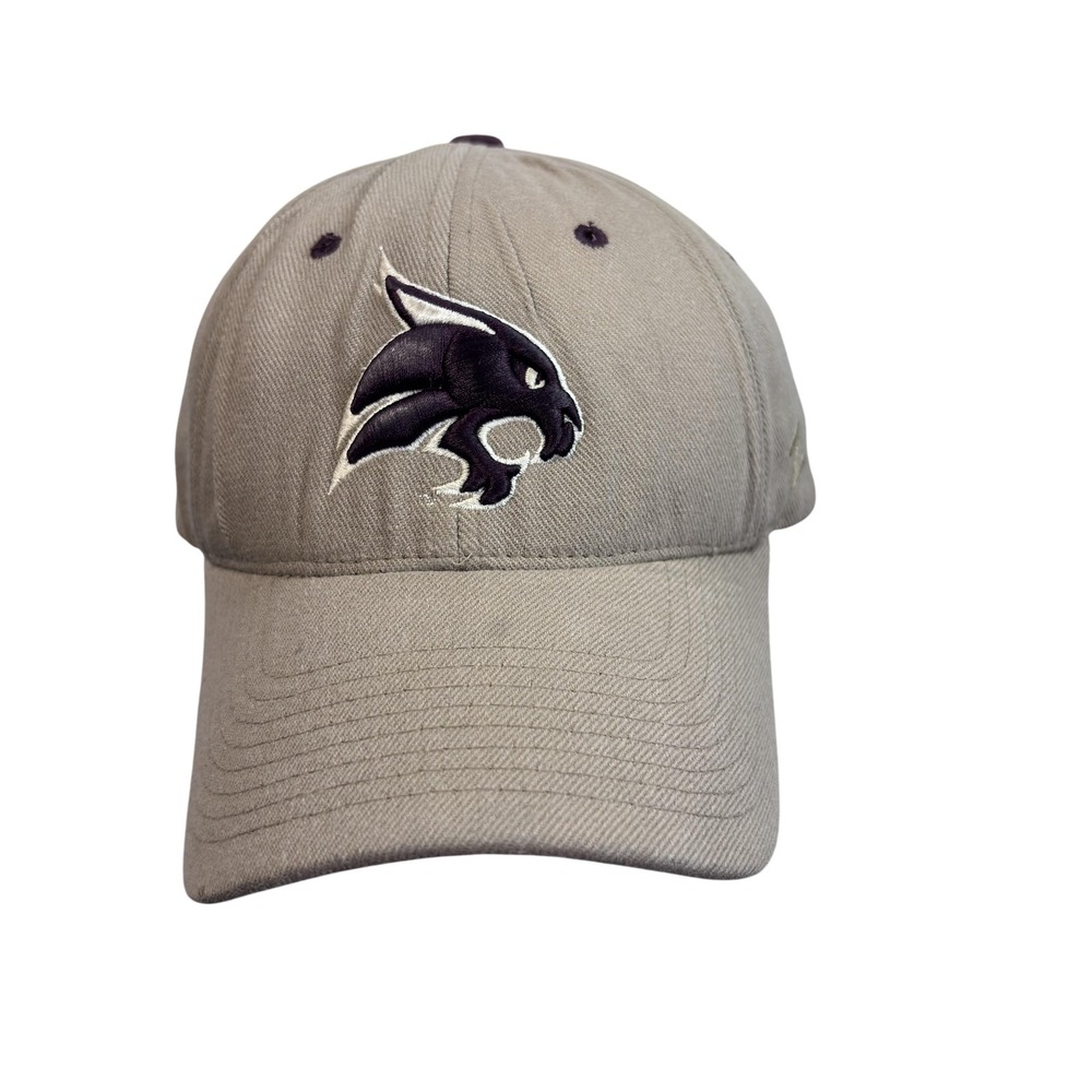 Texas State Bobcats Hat Cap Fitted Mens Small Tan Maroon NCAA College Football